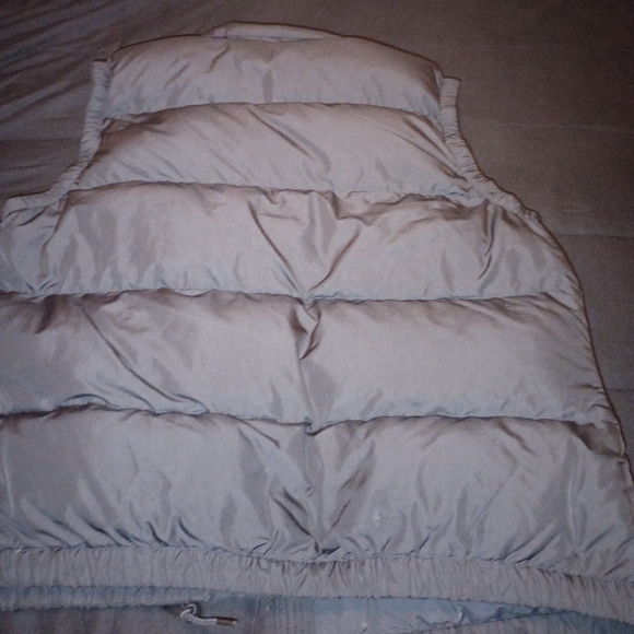 Vest - Picture 13 of 13